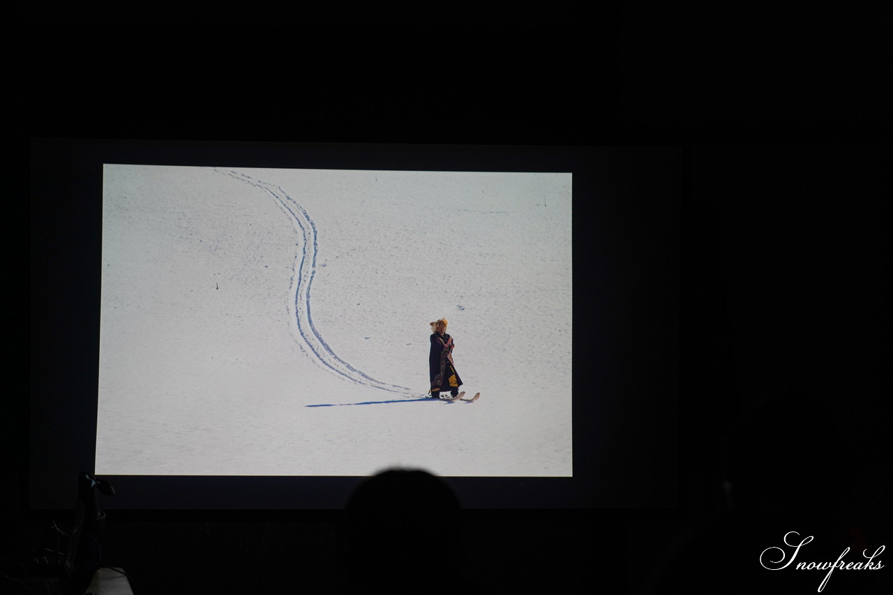 広い地球をステージに、児玉毅さんが滑り、佐藤圭さんが撮る。【Ride the Earth 地球を滑る旅】 photobook No.7 『CHINA』リリースイベント in 富良野・納屋ロッジ